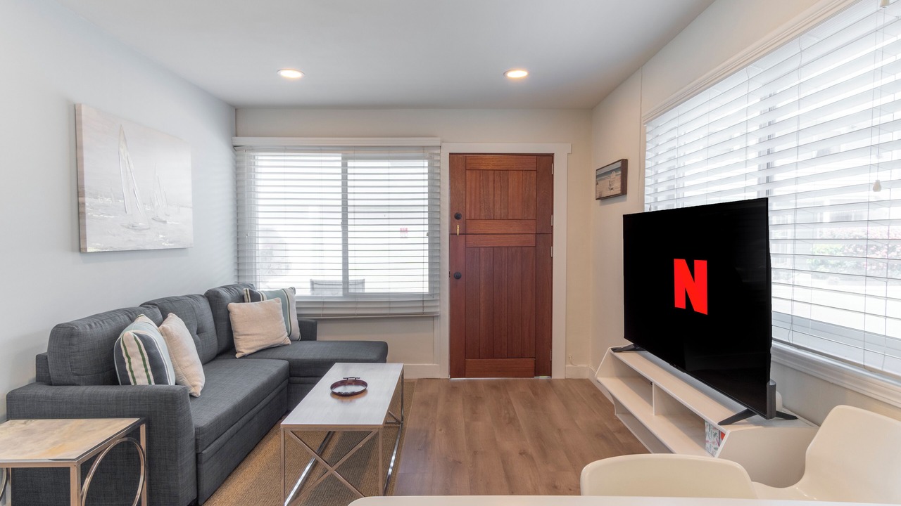 Photo of Livingroom in Old Towne