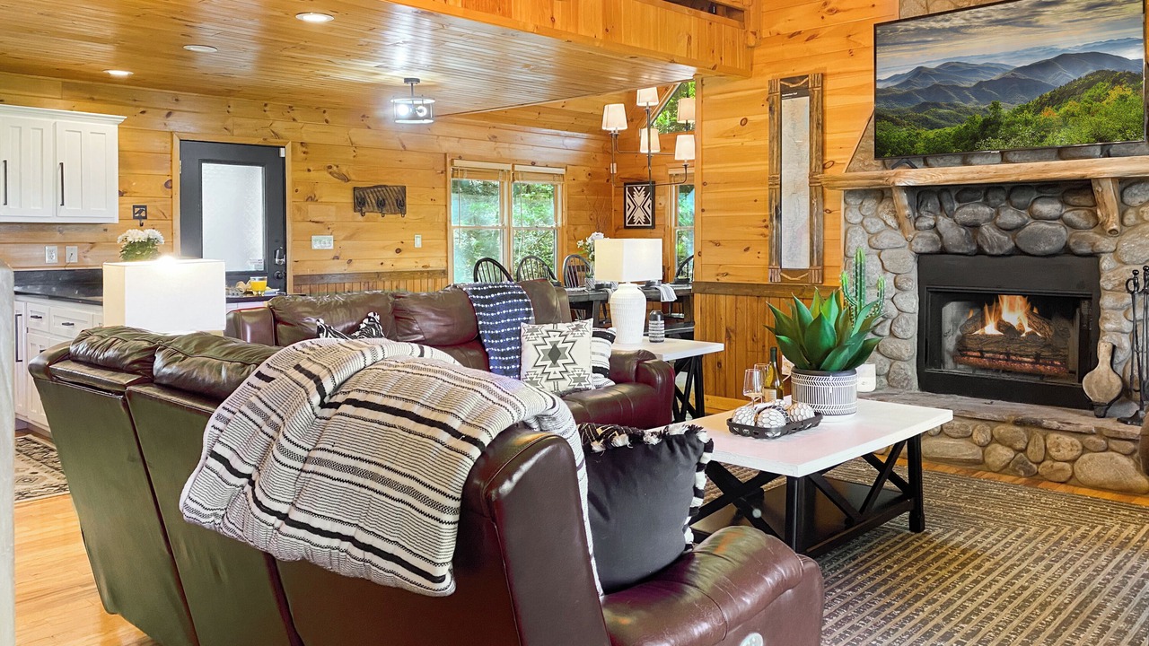 Photo of Livingroom in Blue Ridge