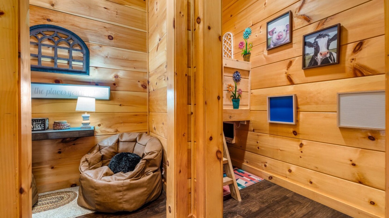 Photo of Bedroom in Gatlinburg - Pigeon Forge
