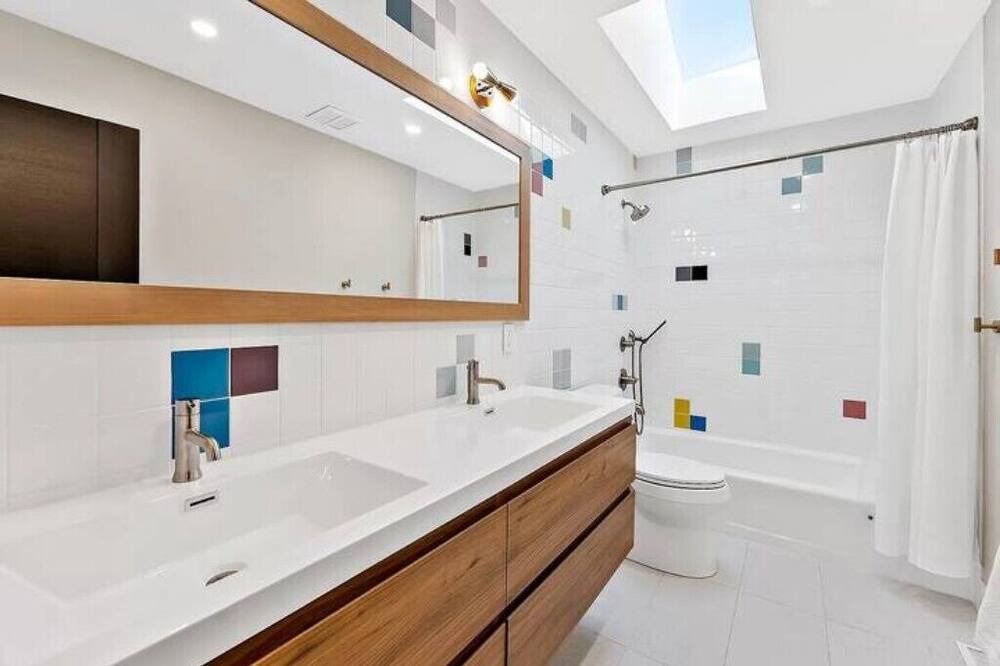 Photo of Bathroom in East Boulder