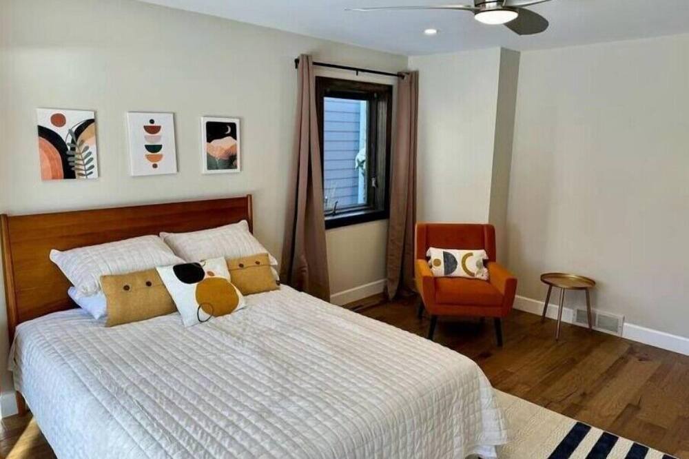 Photo of Bedroom in East Boulder