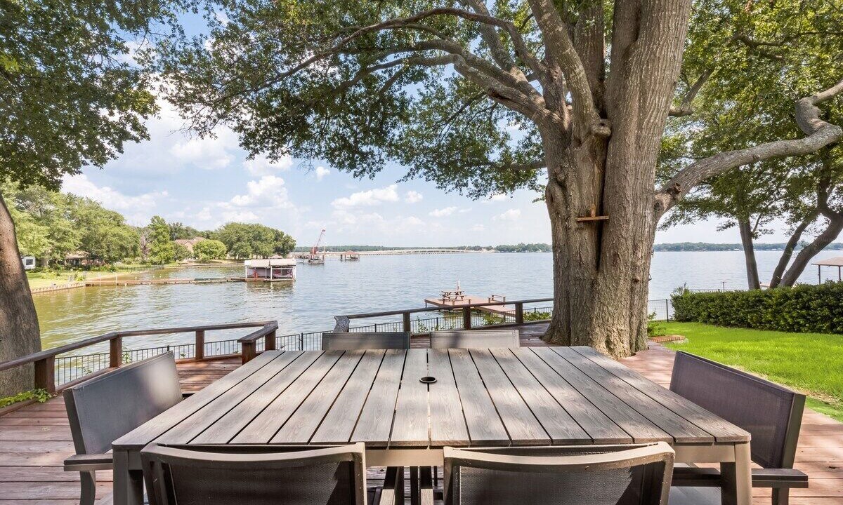 Photo of Outdoor in Enchanted Oaks