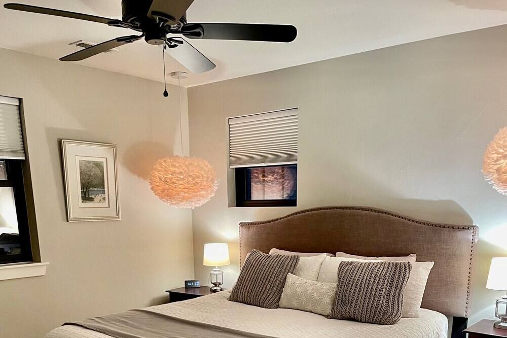 Photo of Bedroom in Sloan Lake