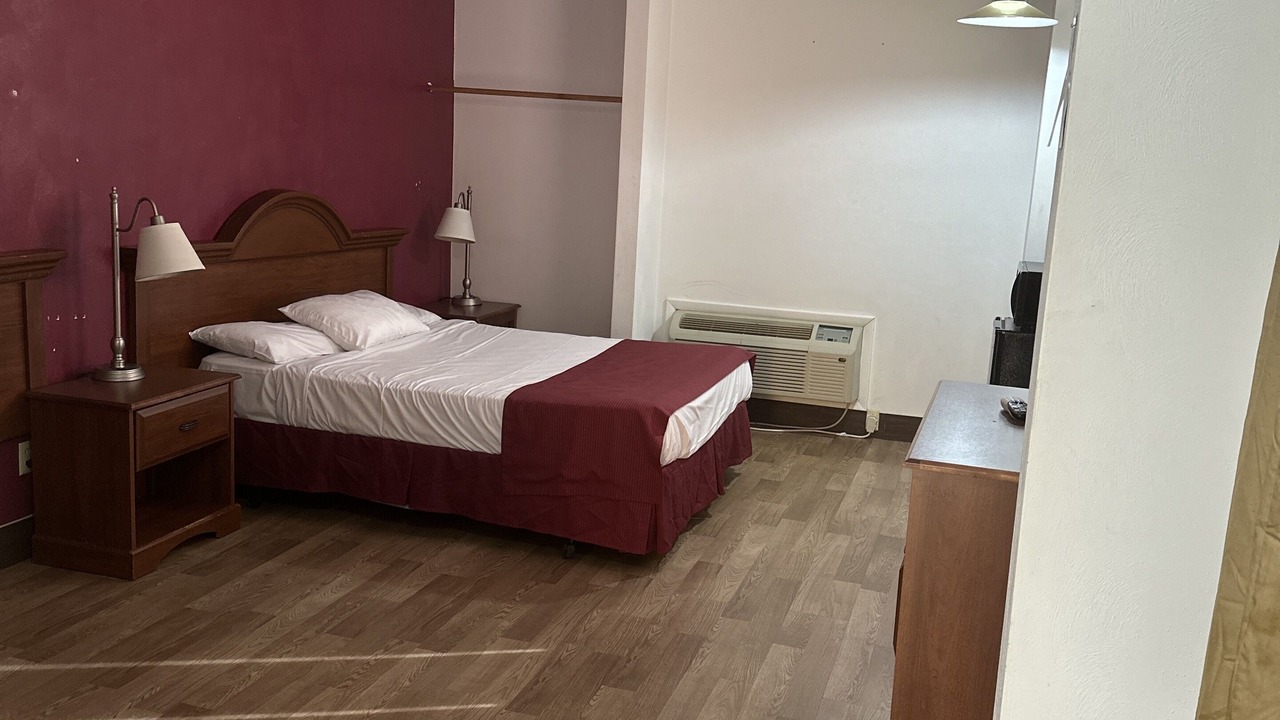 Photo of Bedroom in Westlake Corner