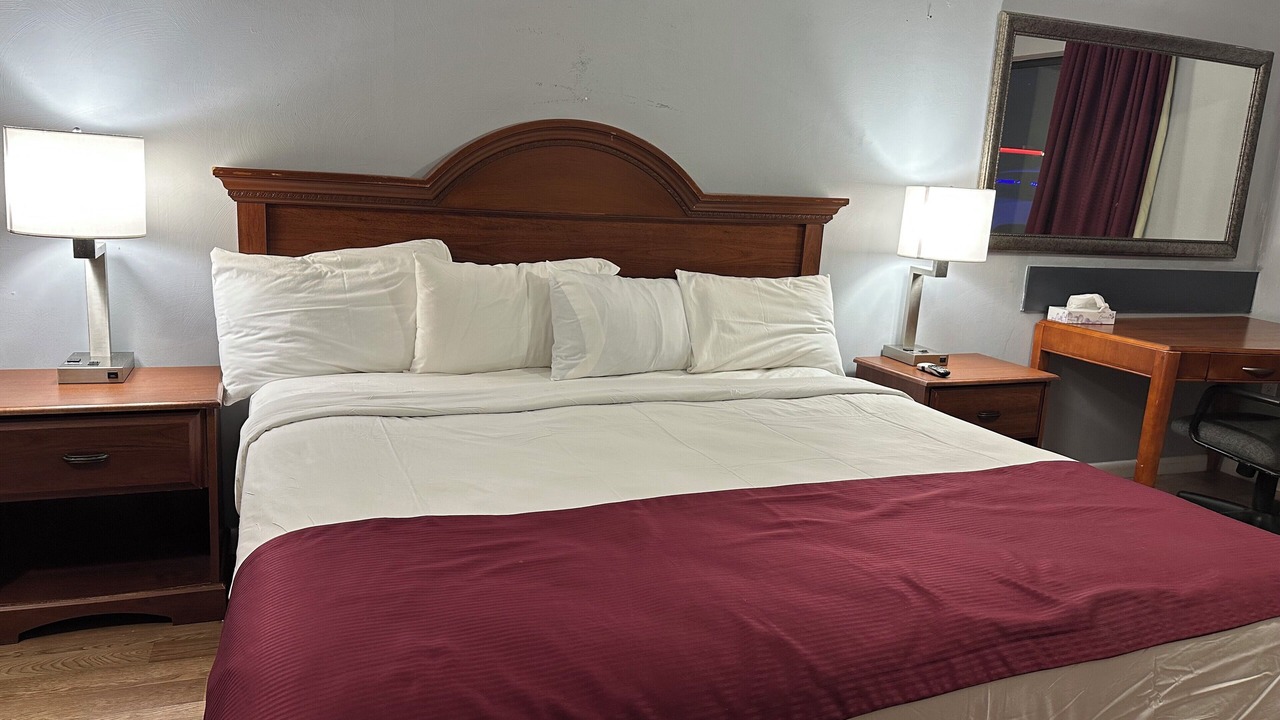 Photo of Bedroom in Westlake Corner