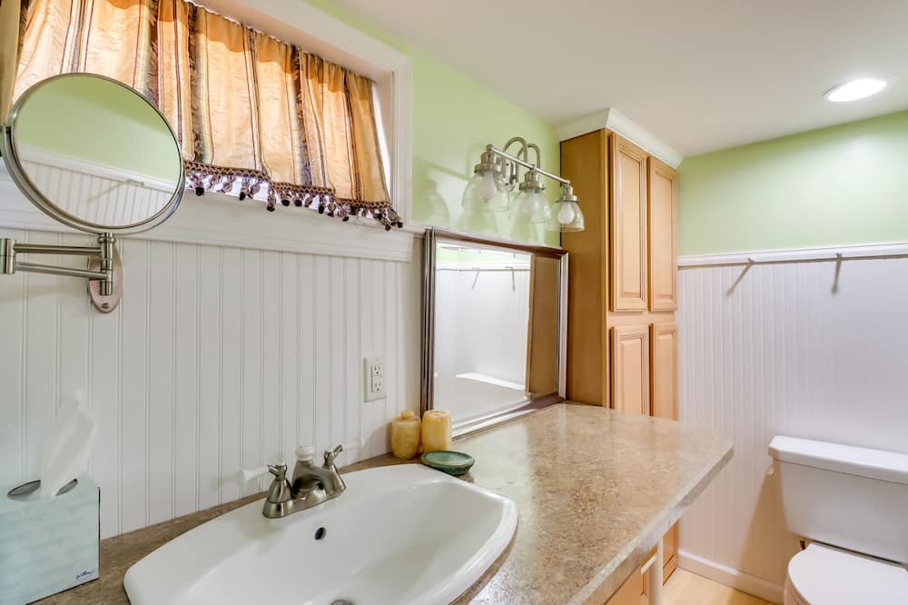 Photo of Bathroom in La Plata