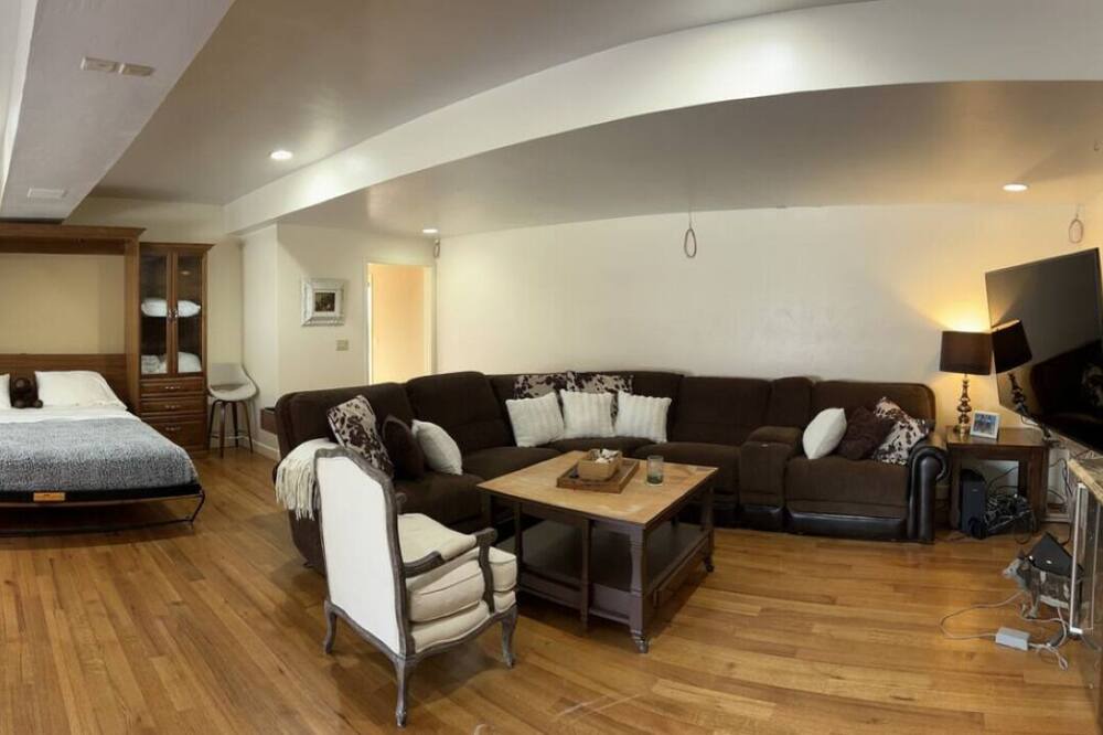 Photo of Bedroom in Golden