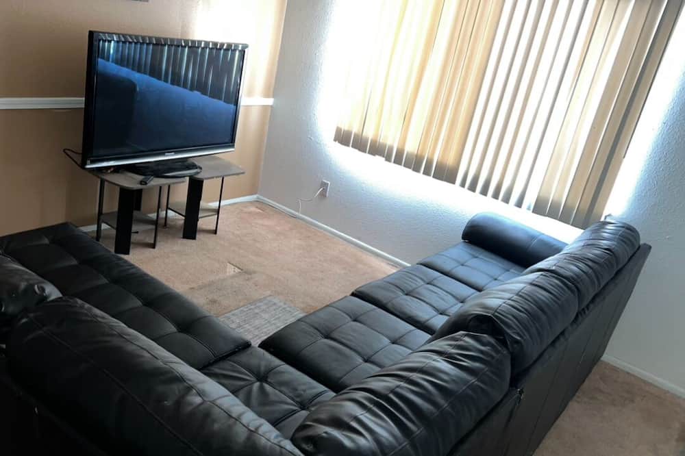 Photo of Livingroom in Uptown