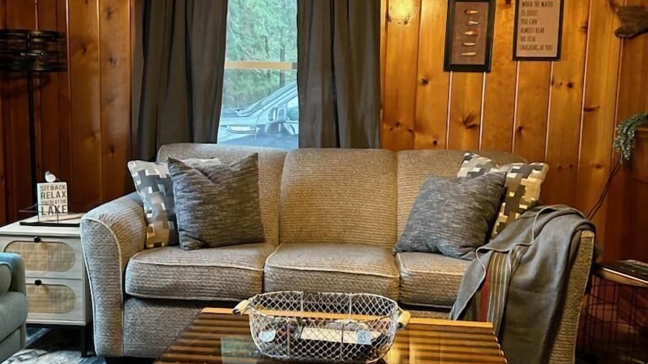 Photo of Livingroom in Wetmore