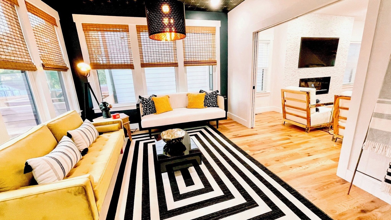 Photo of Livingroom in Cleveland Park