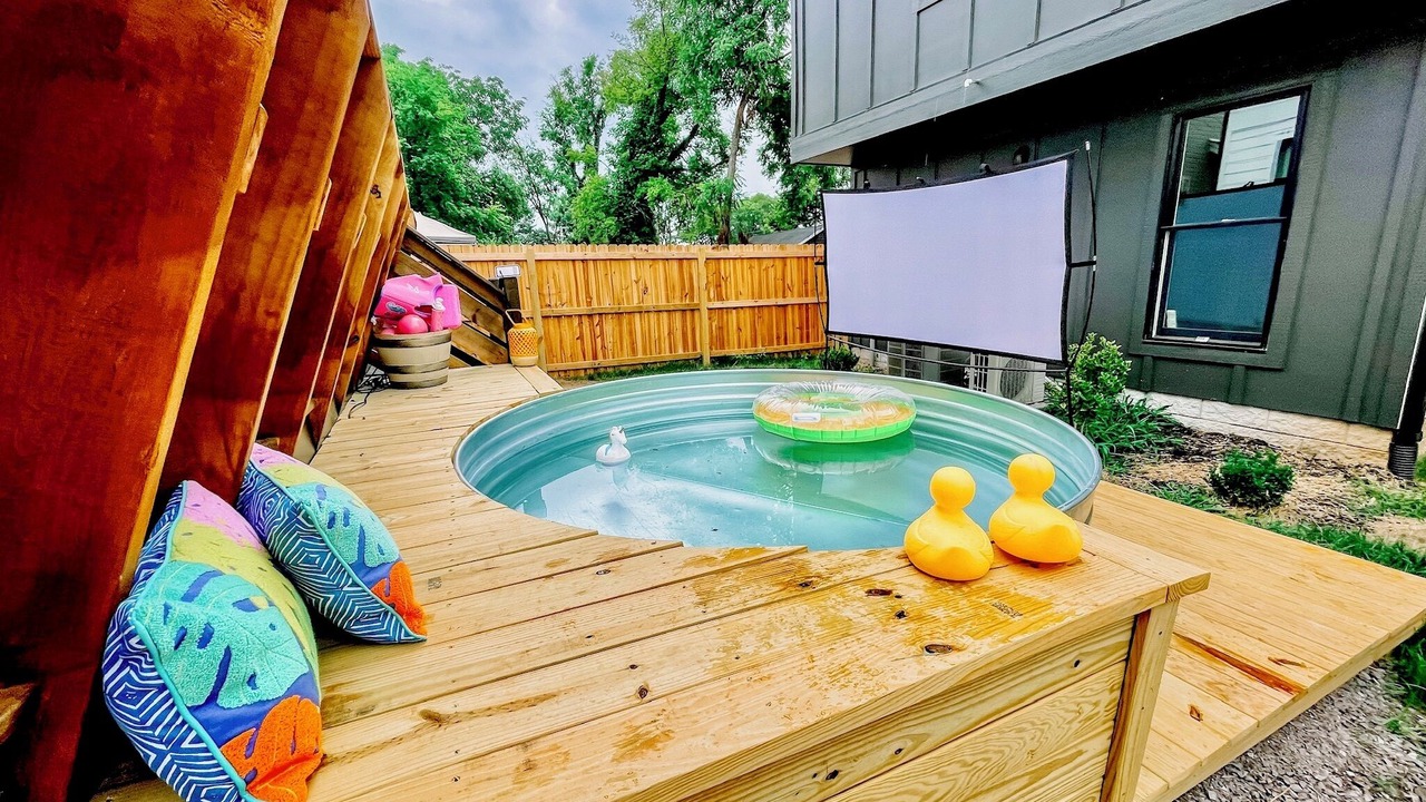 Photo of Outdoor in Cleveland Park