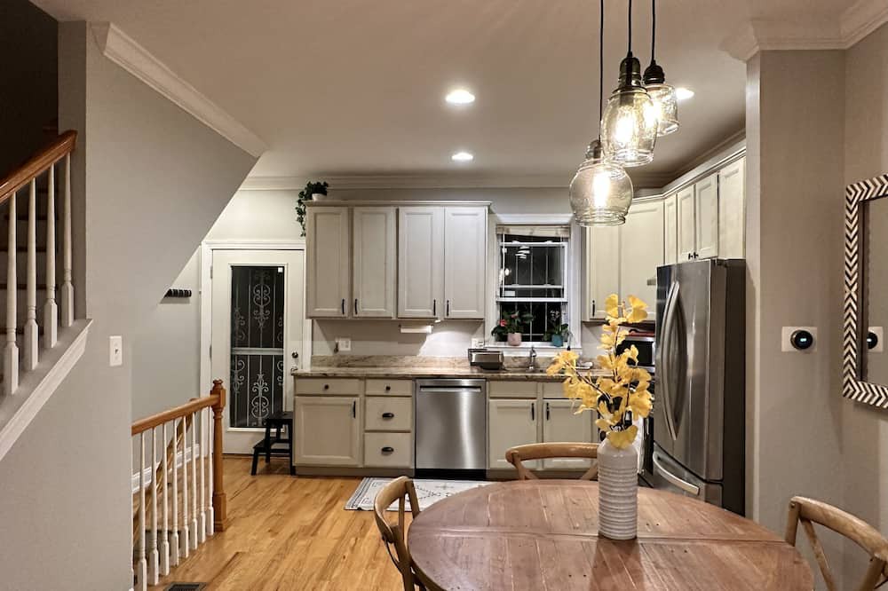 Photo of Kitchen in Graduate Hospital