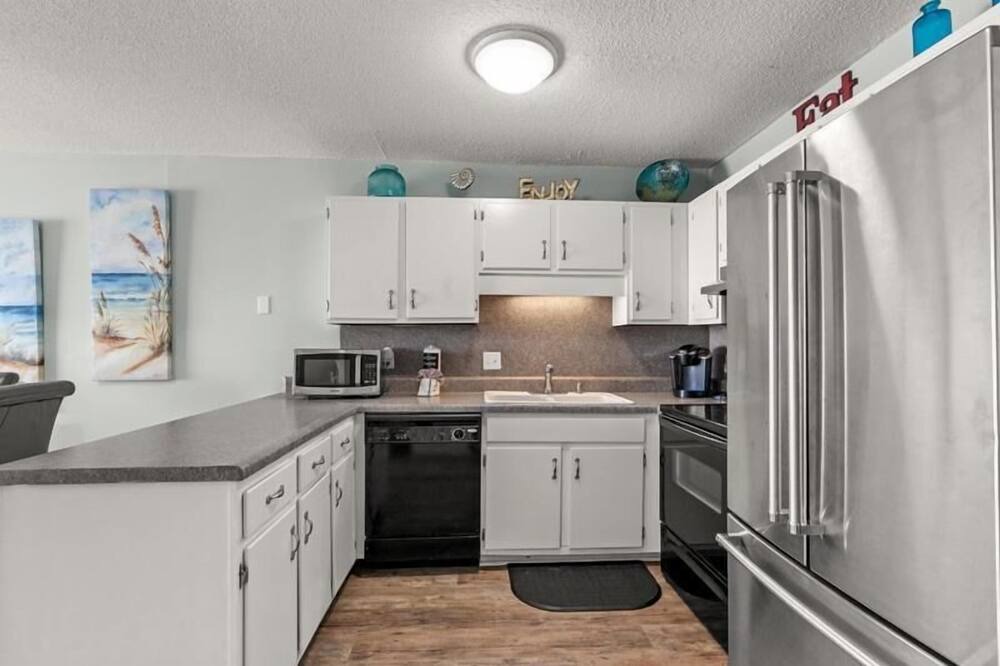 Photo of Kitchen in Golden Mile