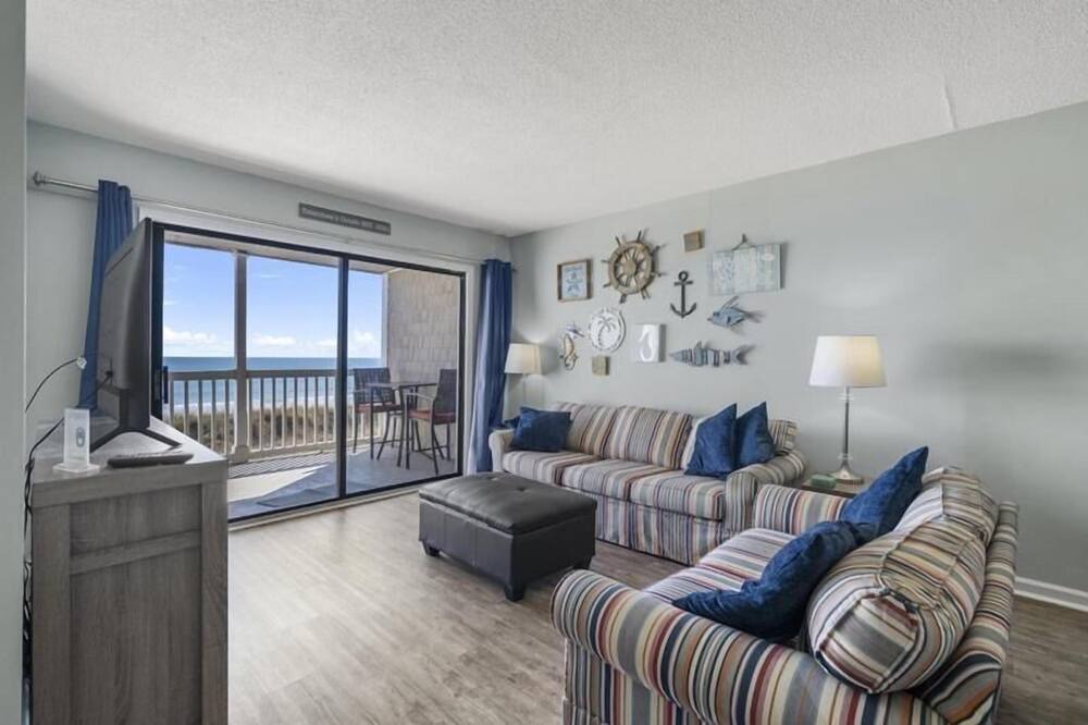 Photo of Livingroom in Golden Mile