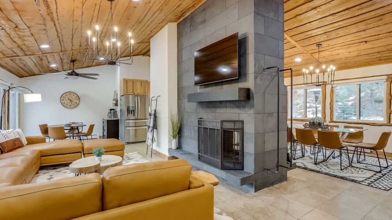 Photo of Livingroom in Doubleheader