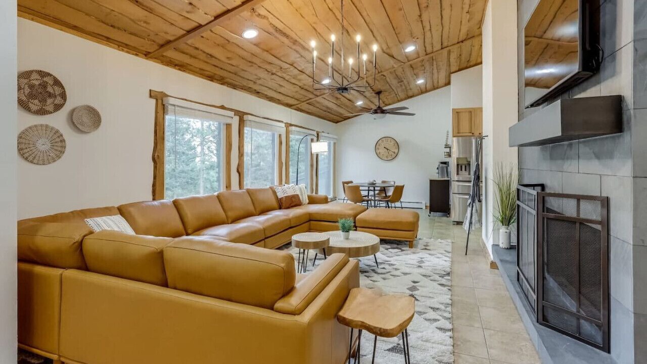 Photo of Livingroom in Doubleheader