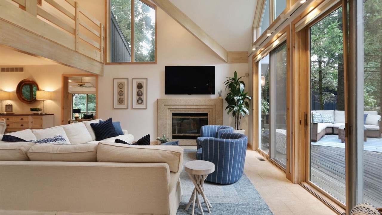 Photo of Livingroom in Michiana