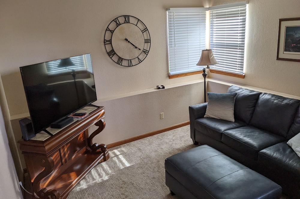 Photo of Livingroom in North Westminster