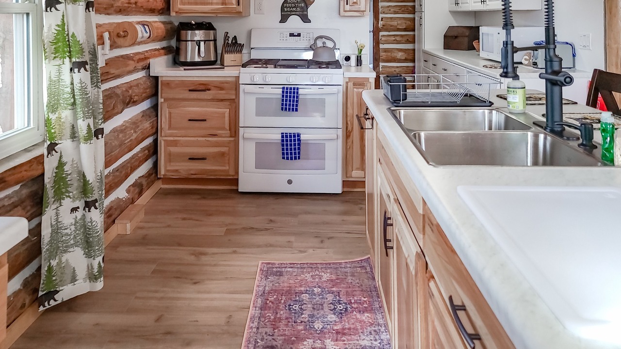 Photo of Kitchen in Rainbow Valley