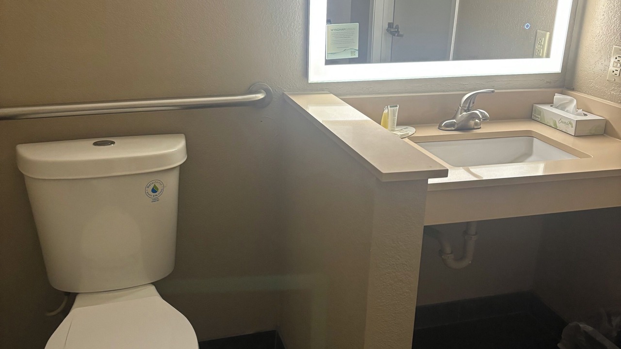 Photo of Bathroom in Escanaba