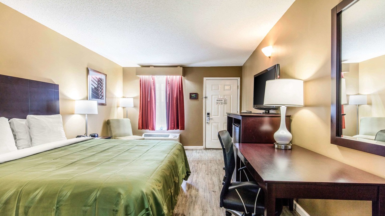 Photo of Bedroom in Bessemer