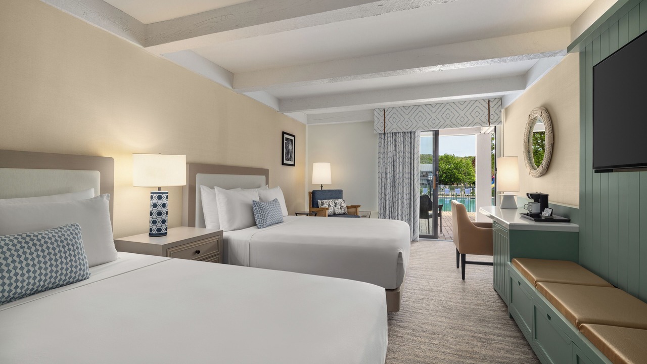 Photo of Bedroom in Fontana-on-Geneva Lake