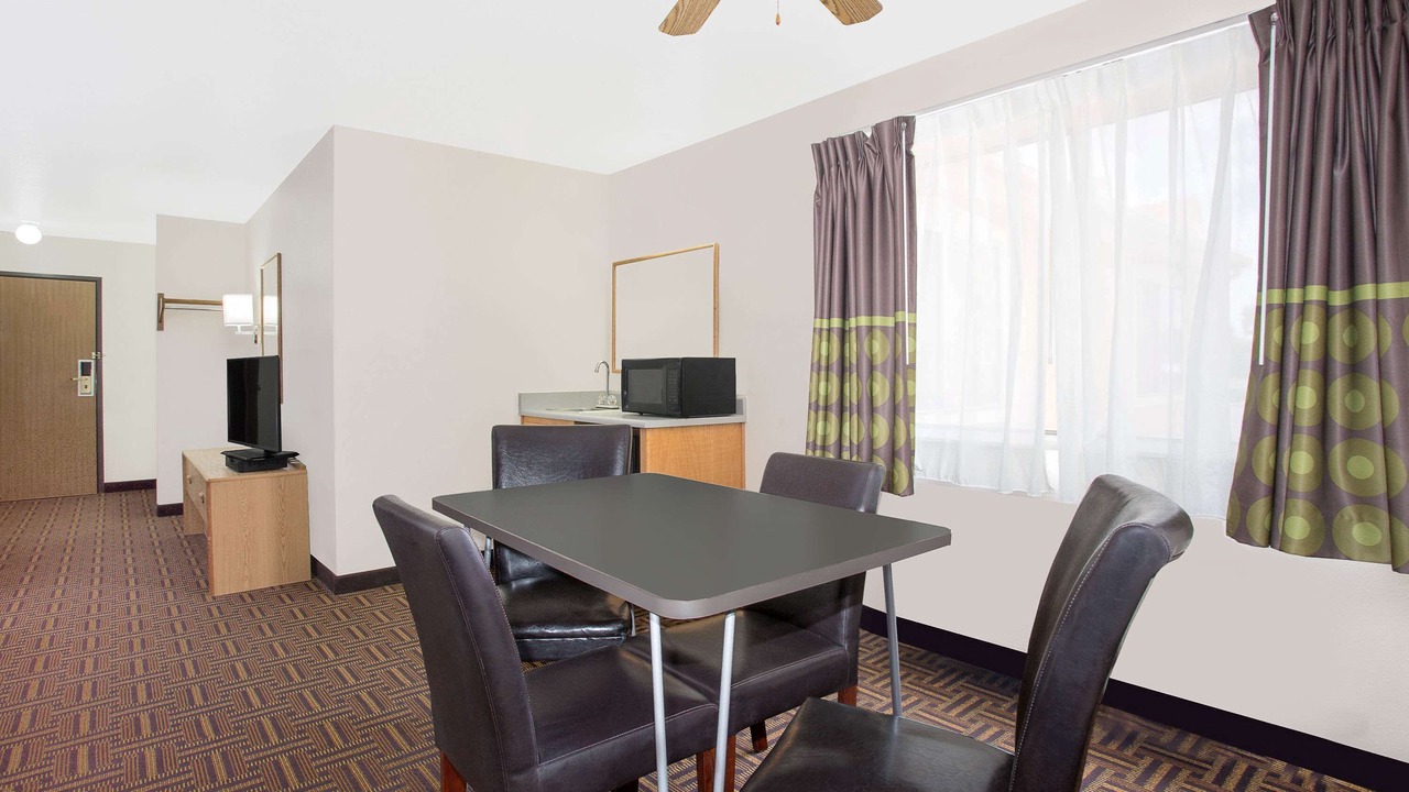 Photo of Livingroom in Bloomfield
