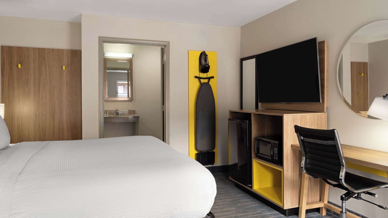 Photo of Bedroom in Weldon