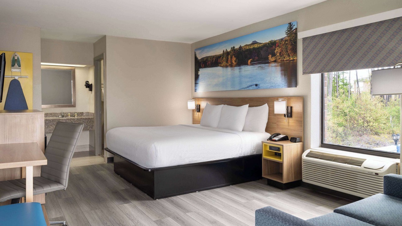 Photo of Bedroom in Weldon