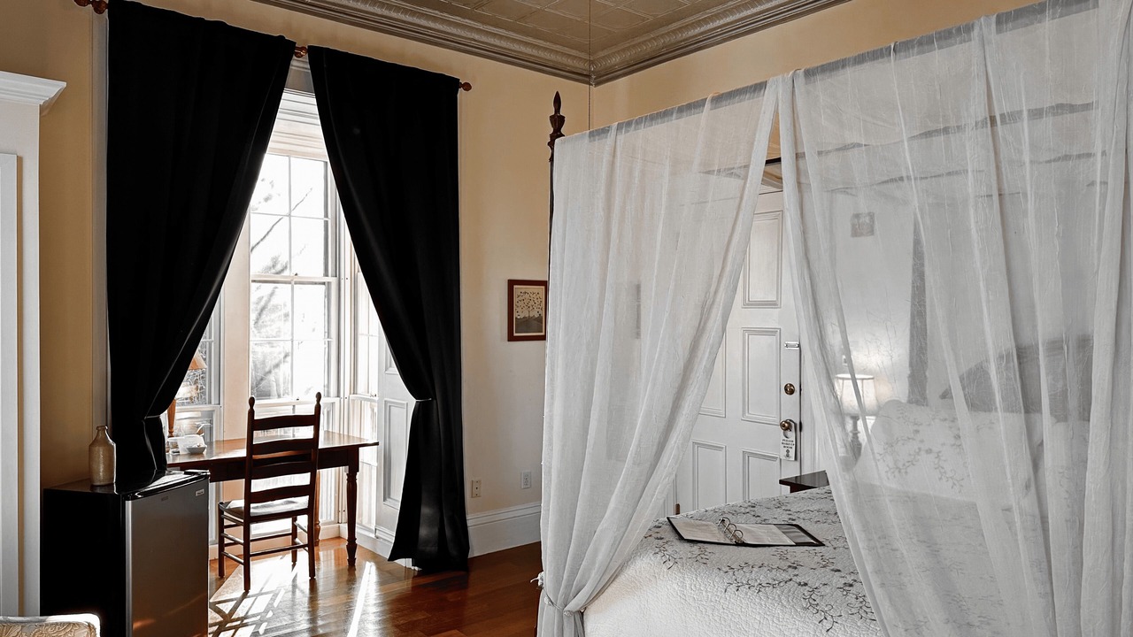 Photo of Bedroom in Smith Hill