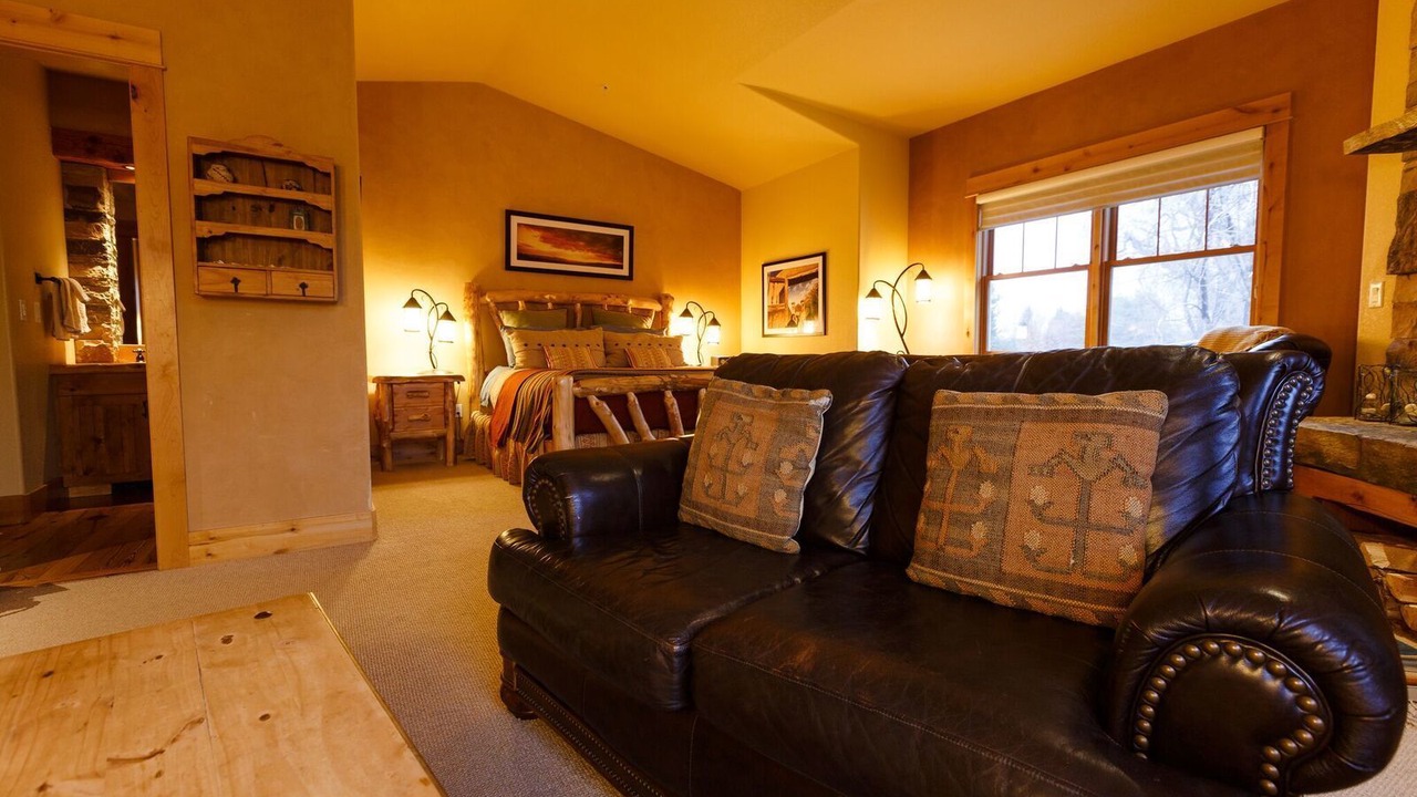 Photo of Livingroom in Niwot
