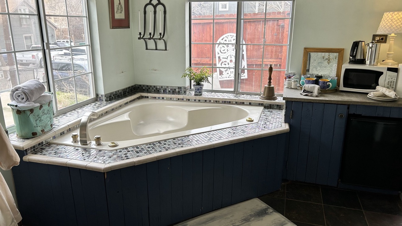 Photo of Bathroom in Morrison