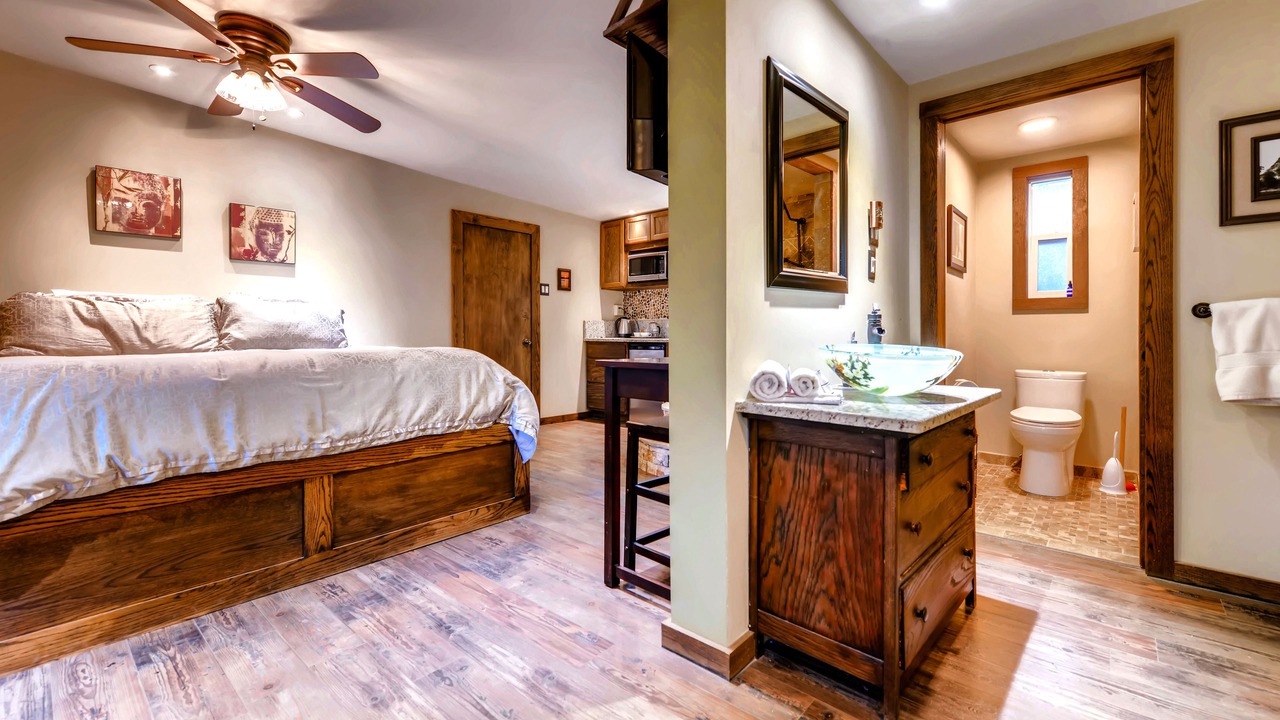 Photo of Bedroom in Morrison