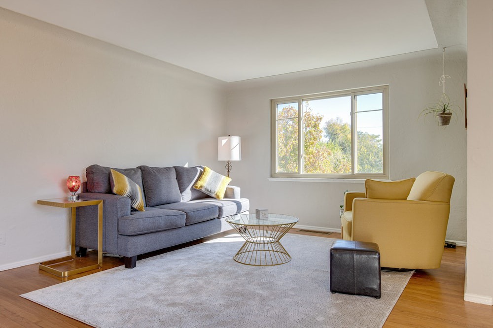 Photo of Bedroom in Edgewater