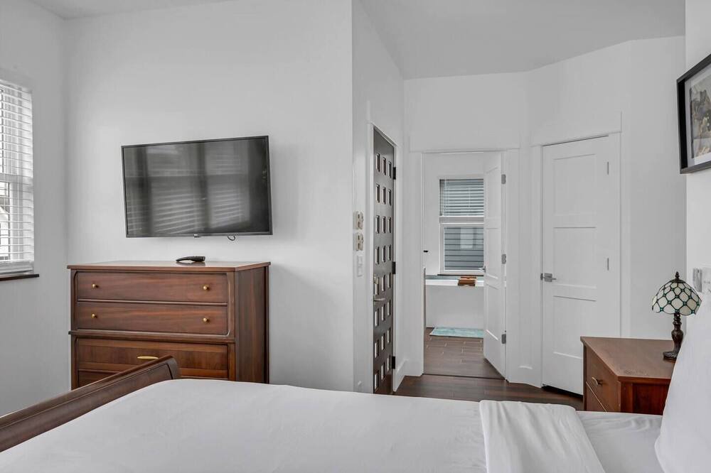 Photo of Bedroom in Hope Gardens