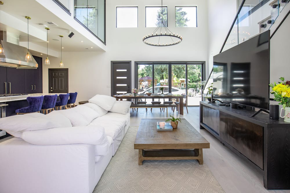 Photo of Livingroom in Englewood
