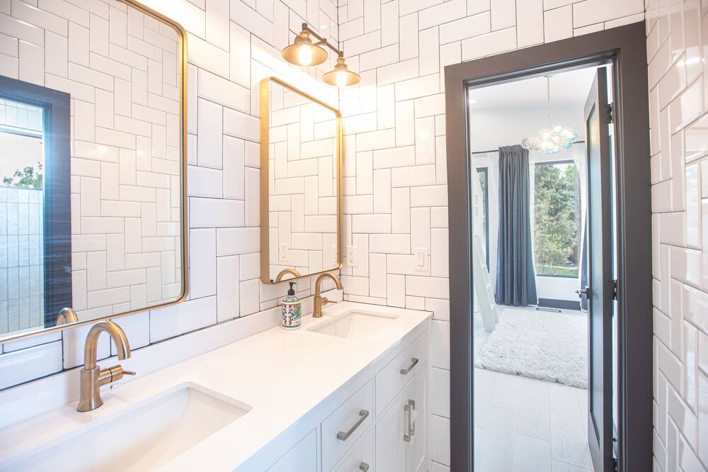 Photo of Bathroom in Englewood