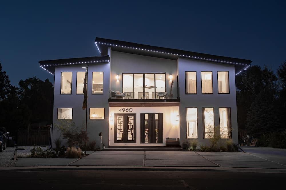 Photo of Outdoor in Englewood