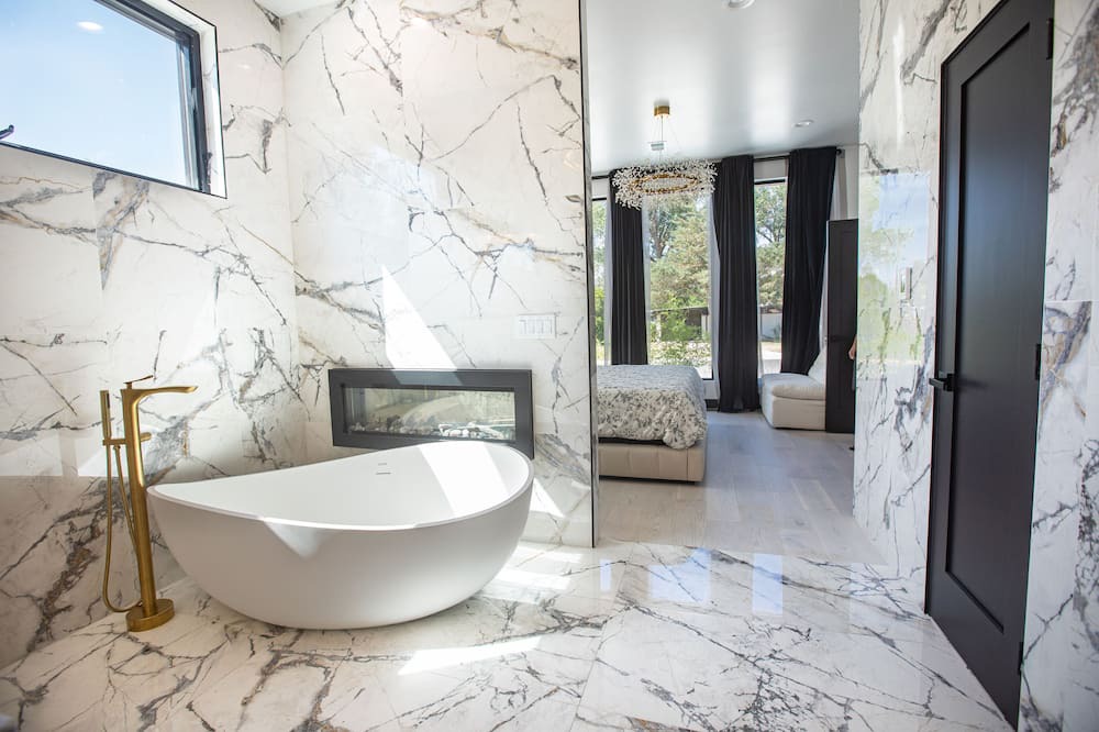 Photo of Bathroom in Englewood