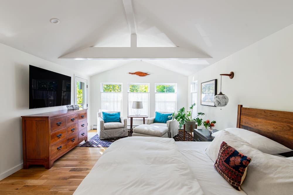 Photo of Bedroom in Interurban Park