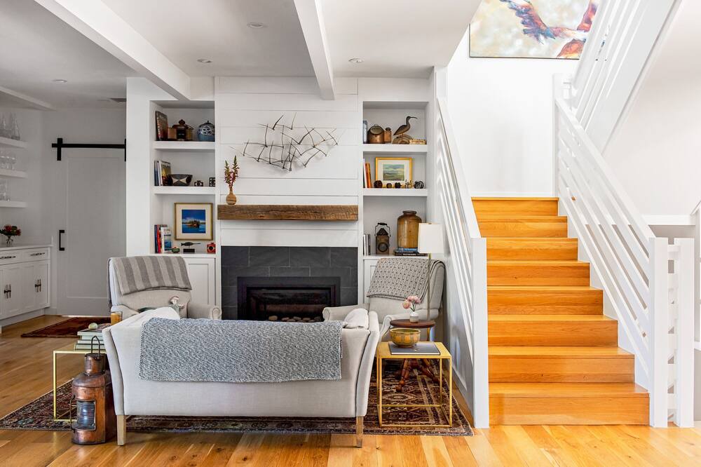 Photo of Livingroom in Interurban Park