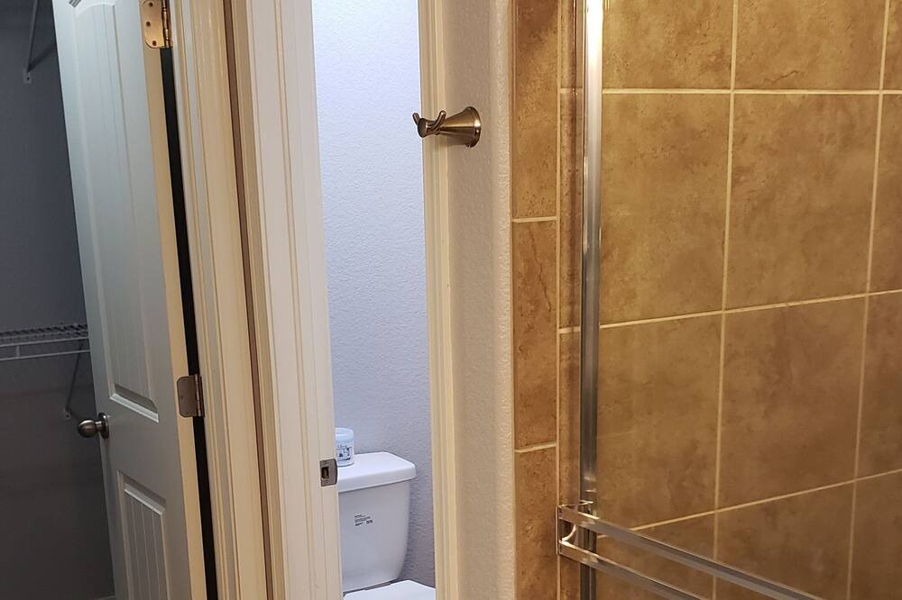 Photo of Bathroom in Northgate