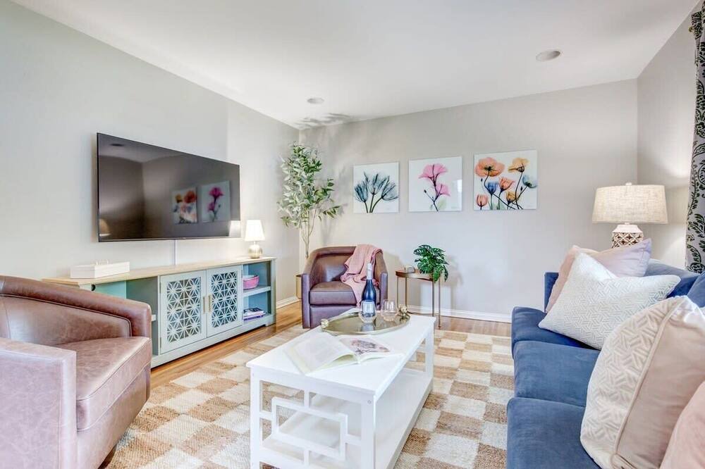 Photo of Bedroom in Allendale Area