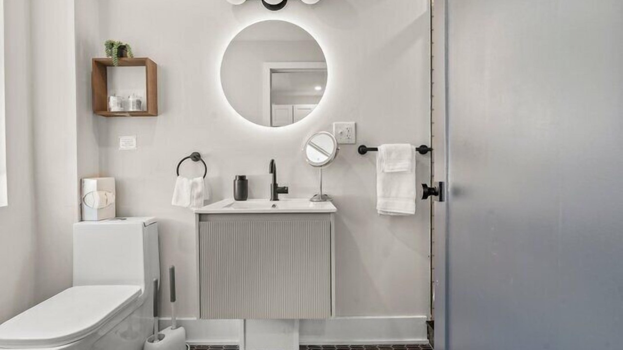 Photo of Bathroom in Passyunk Square