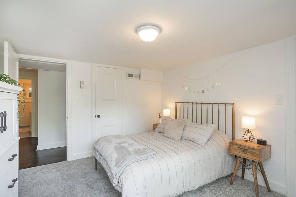 Photo of Bedroom in Blair Heights