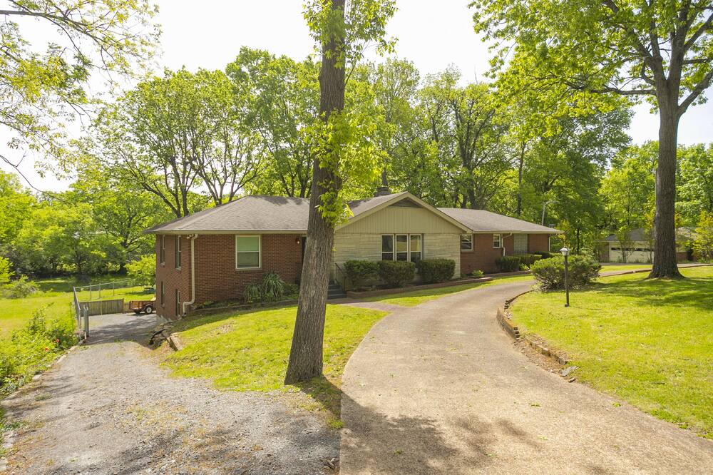 Photo of Outdoor in Blair Heights