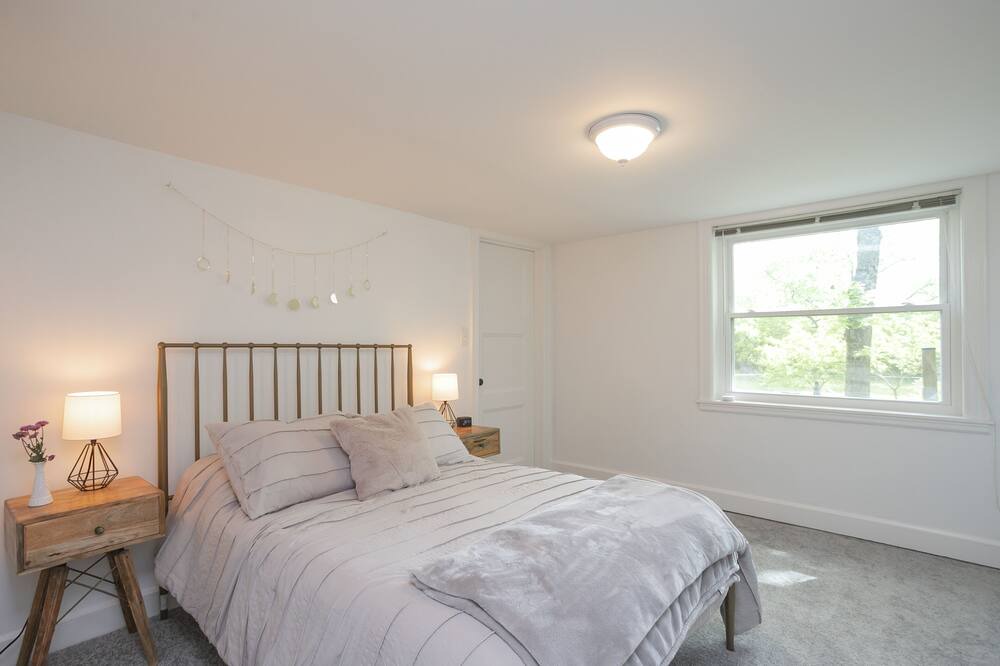 Photo of Bedroom in Blair Heights