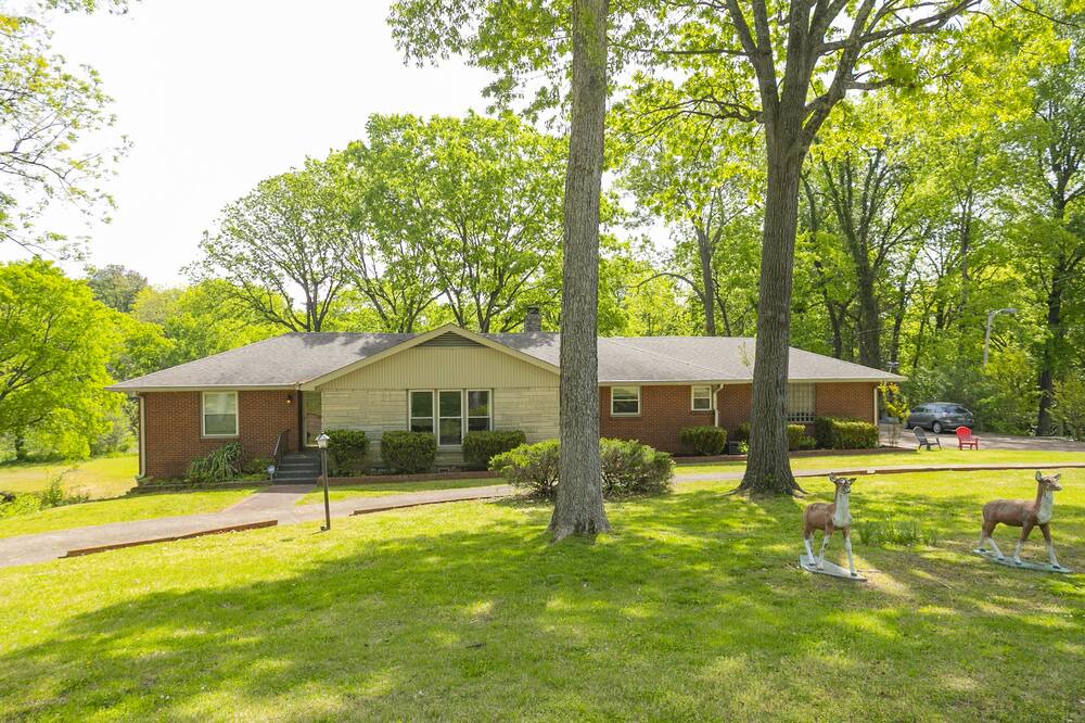 Photo of Outdoor in Blair Heights
