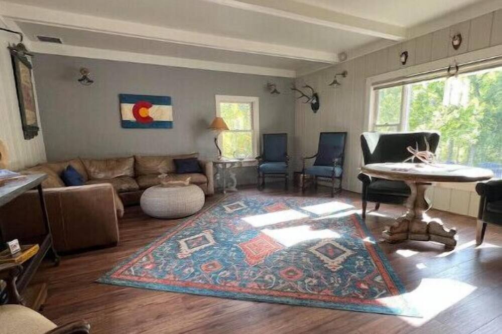 Photo of Livingroom in Durango