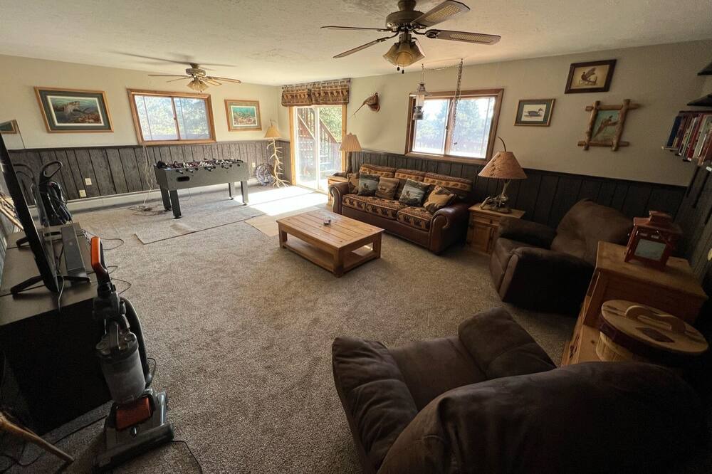 Photo of Livingroom in Green Valley